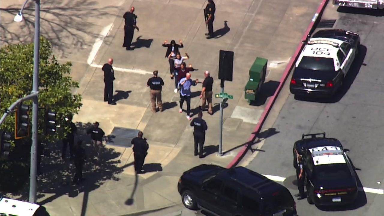WATCH LIVE: 1 dead, 4 injured in shooting at YouTube headquarters in San Bruno | abc7news.com